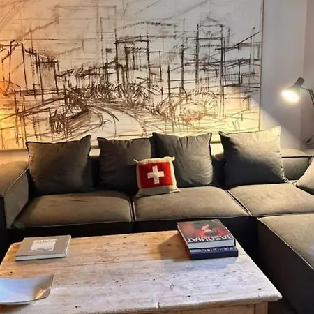 Serene With Shared Pool And 格施塔德