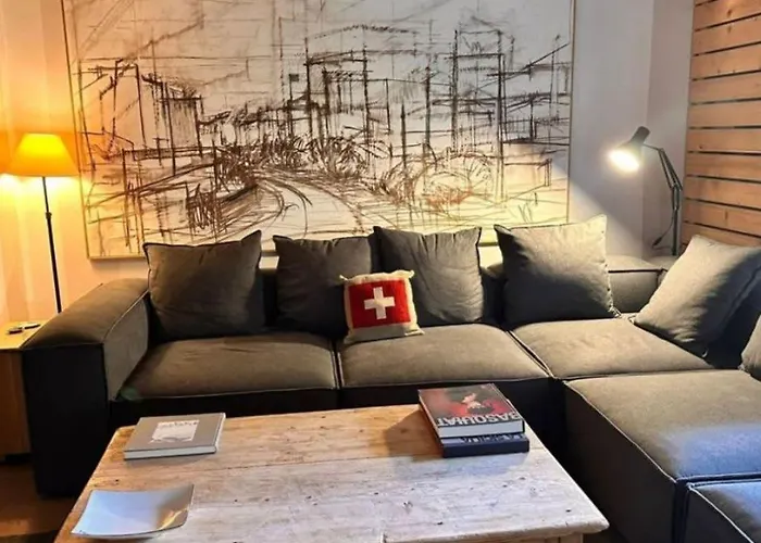 Serene With Shared Pool And Gstaad